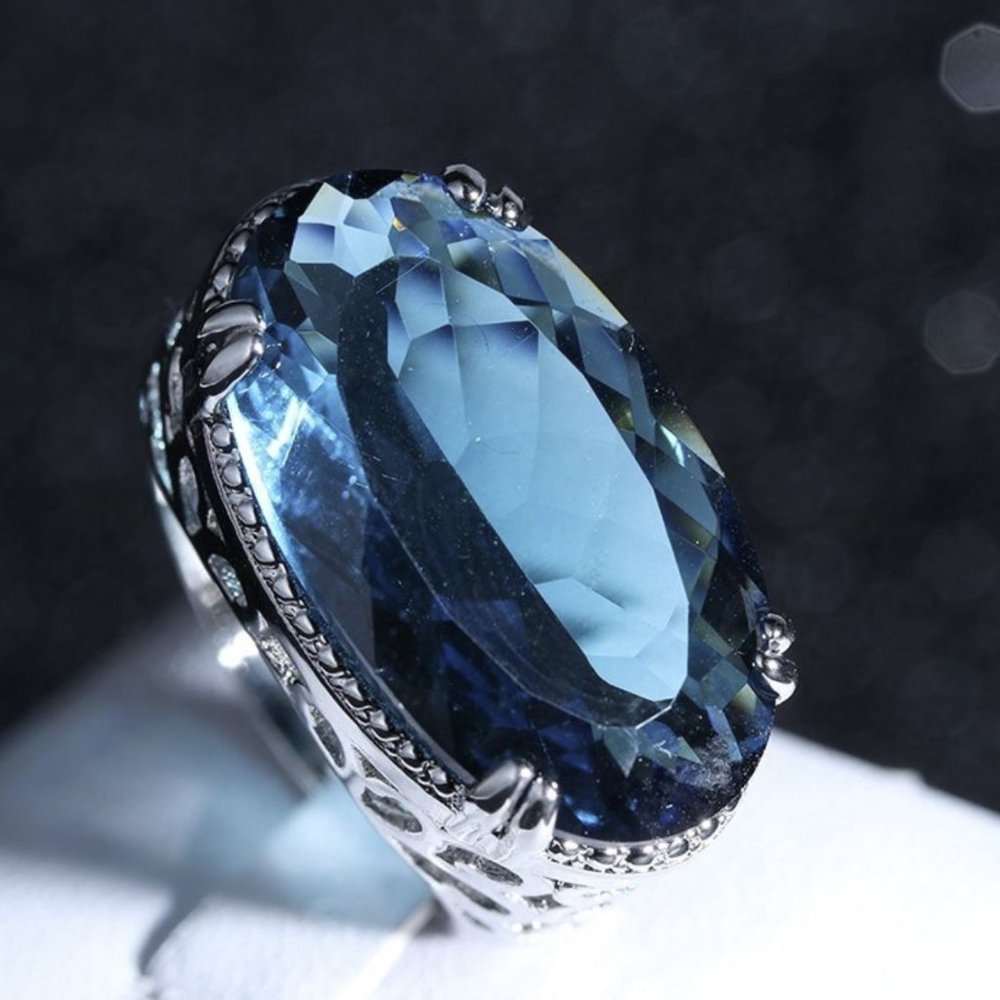 🎉Beautiful Big Blue Statement Ring - Picture 4 of 8